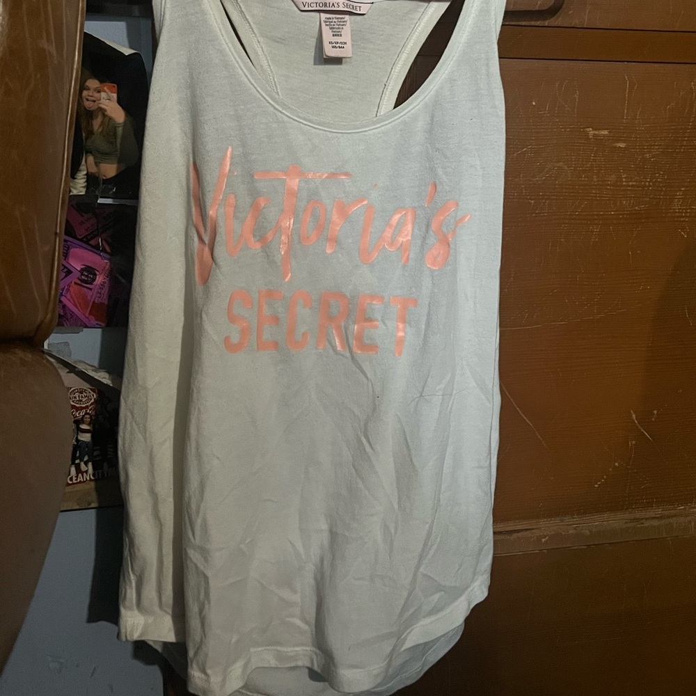 extra small victoria’s secret tank top
